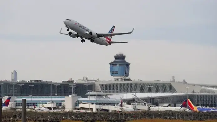 Mỹ cảnh báo khẩn các hãng bay qua không phận Venezuela